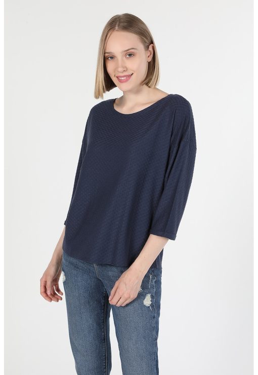 Bluza cu decolteu rotund si maneci trei sferturi-FEMEI/IMBRACAMINTE/Bluze-IMBRACAMINTE/Bluze