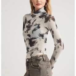 Bluza cu imprimeu tropical Vero-FEMEI/IMBRACAMINTE/Bluze-IMBRACAMINTE/Bluze