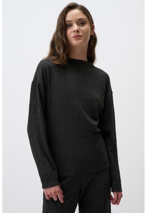 Bluza lejera cu maneci cazute-FEMEI/IMBRACAMINTE/Bluze-IMBRACAMINTE/Bluze