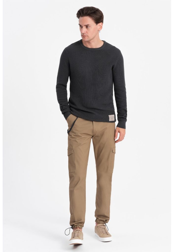 Pantaloni cargo cu snururi de ajustare la terminatie-BARBATI/IMBRACAMINTE/Pantaloni si colanti-IMBRACAMINTE/Pantaloni si colanti