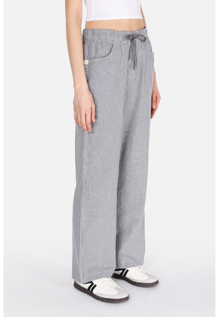 Pantaloni cu talie inalta - model in dungi si snururi de ajustare-FEMEI/IMBRACAMINTE/Pantaloni si colanti-IMBRACAMINTE/Pantaloni si colanti