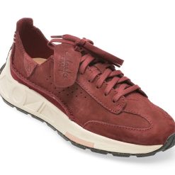 Pantofi CLARKS visinii