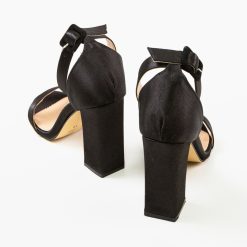 Sandale cu toc Banty Negre 5