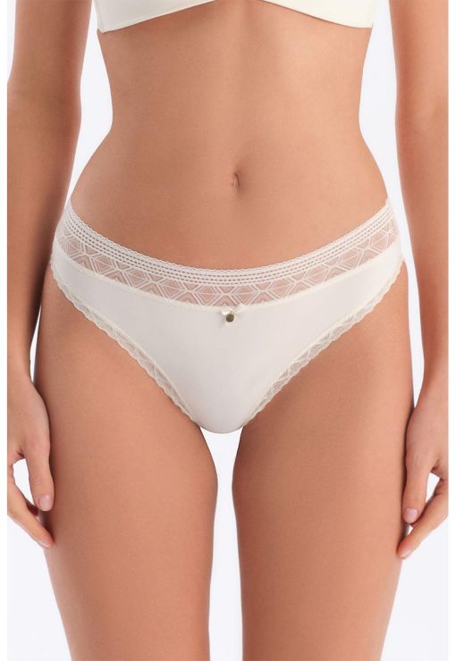 Set de chiloti cu garnituri de dantela - 2 perechi-FEMEI/IMBRACAMINTE/Lenjerie intima-IMBRACAMINTE/Lenjerie intima