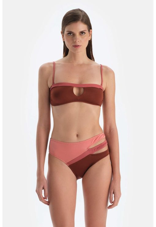 Sutien de baie cu decupaj-FEMEI/IMBRACAMINTE/Costume de baie-IMBRACAMINTE/Costume de baie