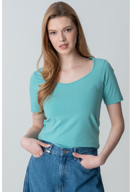Tricou cambrat cu model uni-FEMEI/IMBRACAMINTE/Tricouri si maiouri-IMBRACAMINTE/Tricouri si maiouri