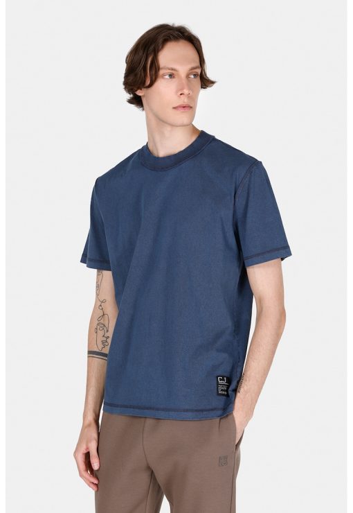 Tricou cu decolteu la baza gatului si model uni-BARBATI/IMBRACAMINTE/Tricouri si maiouri-IMBRACAMINTE/Tricouri si maiouri