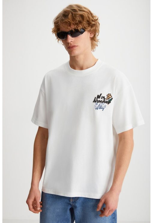 Tricou cu maneci cazute si imprimeu grafic pe partea din spate-BARBATI/IMBRACAMINTE/Tricouri si maiouri-IMBRACAMINTE/Tricouri si maiouri