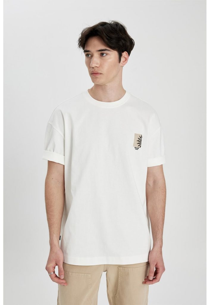 Tricou de bumbac cu decolteu la baza gatului-BARBATI/IMBRACAMINTE/Tricouri si maiouri-IMBRACAMINTE/Tricouri si maiouri