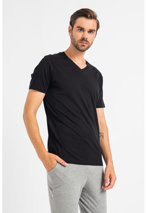 Tricou din bumbac organic cu decolteu in V-BARBATI/IMBRACAMINTE/Tricouri si maiouri-IMBRACAMINTE/Tricouri si maiouri