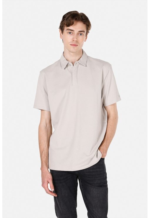 Tricou polo cu model uni-BARBATI/IMBRACAMINTE/Tricouri si maiouri-IMBRACAMINTE/Tricouri si maiouri