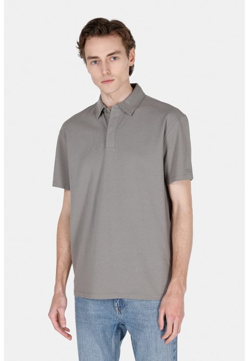 Tricou polo cu model uni-BARBATI/IMBRACAMINTE/Tricouri si maiouri-IMBRACAMINTE/Tricouri si maiouri