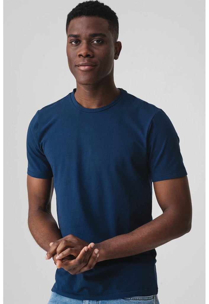 Tricou regular fit cu decolteu la baza gatului-BARBATI/IMBRACAMINTE/Tricouri si maiouri-IMBRACAMINTE/Tricouri si maiouri