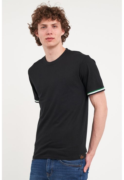 Tricou uni cu decolteu la baza gatului-BARBATI/IMBRACAMINTE/Tricouri si maiouri-IMBRACAMINTE/Tricouri si maiouri