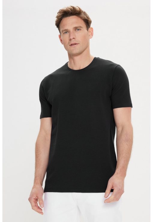 Tricou uni cu decolteu la baza gatului-BARBATI/IMBRACAMINTE/Tricouri si maiouri-IMBRACAMINTE/Tricouri si maiouri