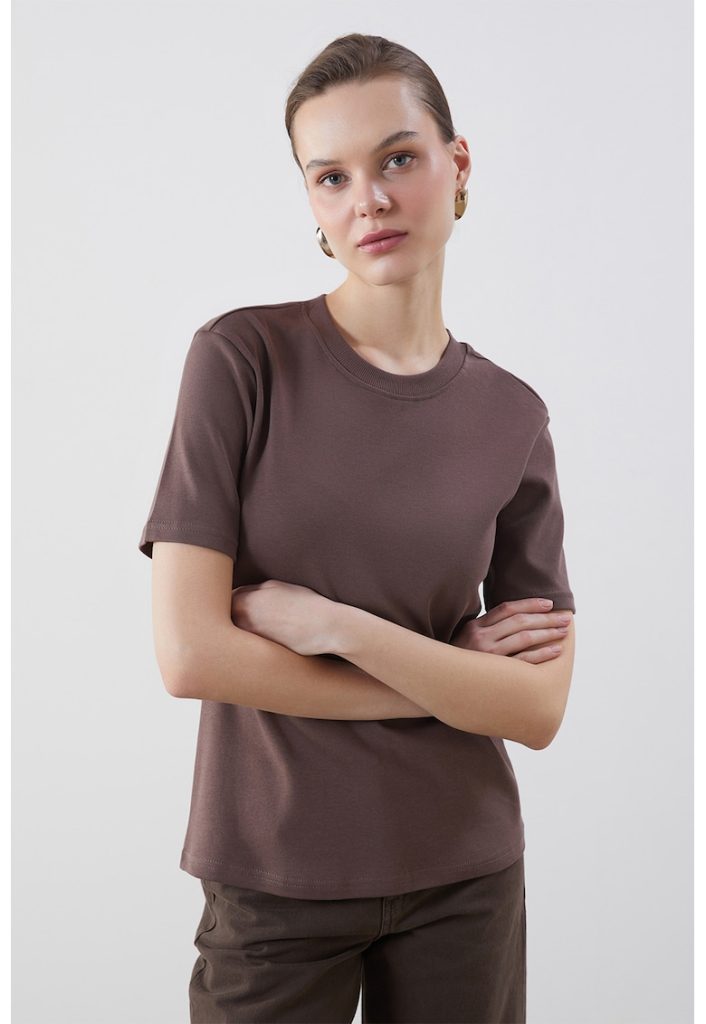 Tricou uni cu decolteu la baza gatului-FEMEI/IMBRACAMINTE/Tricouri si maiouri-IMBRACAMINTE/Tricouri si maiouri