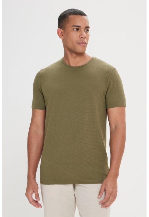 Tricou uni cu decolteu la baza gatului-BARBATI/IMBRACAMINTE/Tricouri si maiouri-IMBRACAMINTE/Tricouri si maiouri