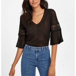 Bluza cu decolteu in V si maneci evazate trei sferturi-FEMEI/IMBRACAMINTE/Bluze-IMBRACAMINTE/Bluze