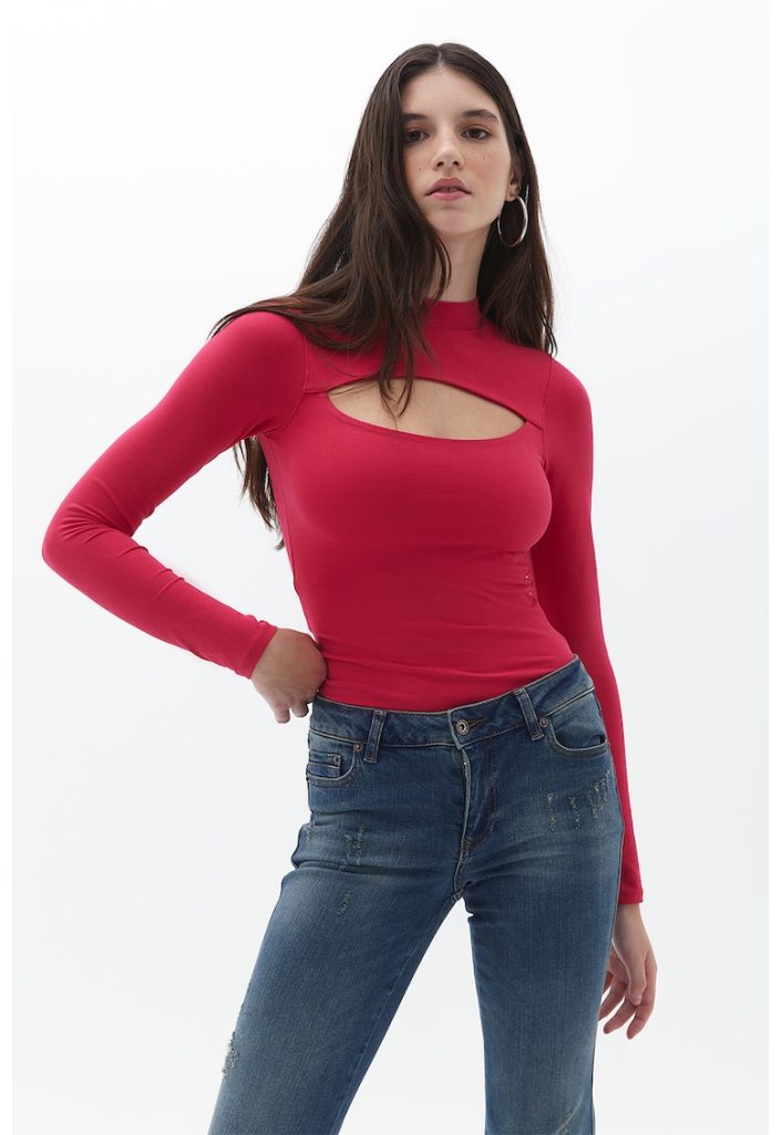 Bluza cu decupaj-FEMEI/IMBRACAMINTE/Bluze-IMBRACAMINTE/Bluze