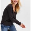Bluza de bumbac cu decolteu in V-FEMEI/IMBRACAMINTE/Bluze-IMBRACAMINTE/Bluze