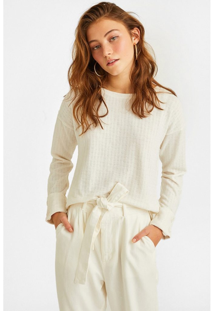 Bluza lejera cu maneci cazute-FEMEI/IMBRACAMINTE/Bluze-IMBRACAMINTE/Bluze