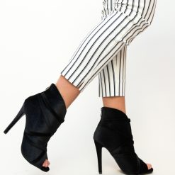 Botine Flores Negri 2