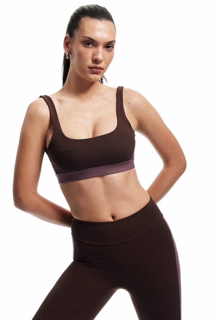 Bustiera cu model uni-FEMEI/IMBRACAMINTE/Tricouri si maiouri-IMBRACAMINTE/Tricouri si maiouri
