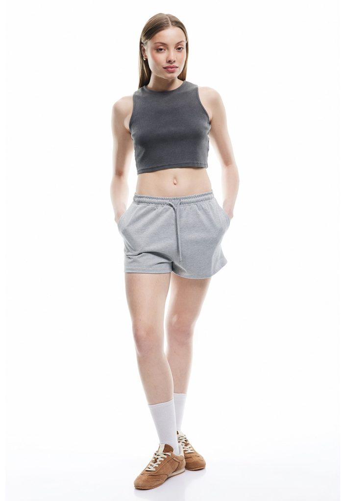 Pantaloni scurti uni cu snur-FEMEI/IMBRACAMINTE/Pantaloni si colanti-IMBRACAMINTE/Pantaloni si colanti