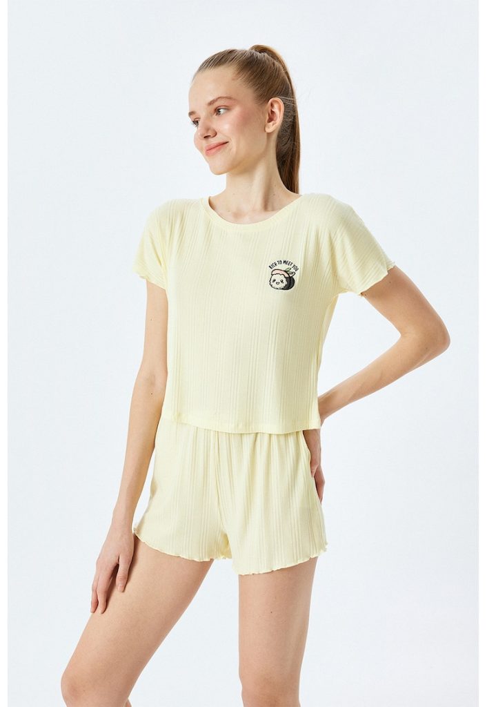 Pijama scurta din amestec de modal-FEMEI/IMBRACAMINTE/Pijamale si halate de baie-IMBRACAMINTE/Pijamale si halate de baie