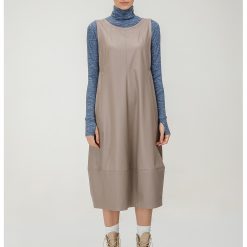 Pulover cu guler inalt si model uni-FEMEI/IMBRACAMINTE/Pulovere si cardigane-IMBRACAMINTE/Pulovere si cardigane