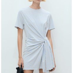 Rochie cu nod lateral si model in dungi-FEMEI/IMBRACAMINTE/Rochii-IMBRACAMINTE/Rochii