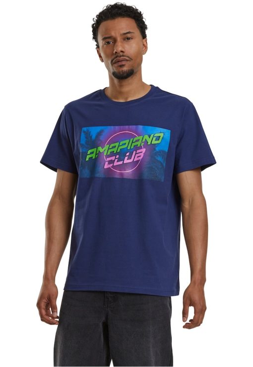 Tricou cu imprimeu grafic si decolteu la baza gatului-BARBATI/IMBRACAMINTE/Tricouri si maiouri-IMBRACAMINTE/Tricouri si maiouri