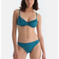 Bikini brazilieni cu model uni-FEMEI/IMBRACAMINTE/Costume de baie-IMBRACAMINTE/Costume de baie