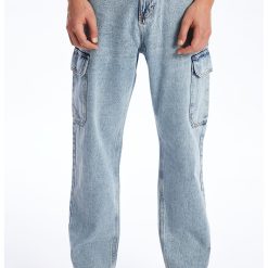 Blugi cargo regular fit-BARBATI/IMBRACAMINTE/Blugi-IMBRACAMINTE/Blugi