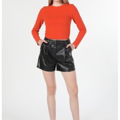 Bluza crop cu decolteu la baza gatului si aspect striat-FEMEI/IMBRACAMINTE/Bluze-IMBRACAMINTE/Bluze