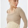 Bluza crop cu model 2 in 1-FEMEI/IMBRACAMINTE/Bluze-IMBRACAMINTE/Bluze