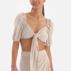 Bluza crop cu model cu buline-FEMEI/IMBRACAMINTE/Bluze-IMBRACAMINTE/Bluze