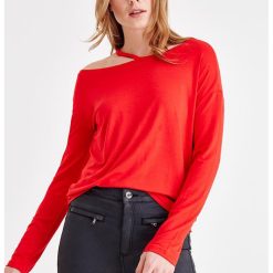 Bluza cu decolteu pe un umar si decupaj-FEMEI/IMBRACAMINTE/Bluze-IMBRACAMINTE/Bluze