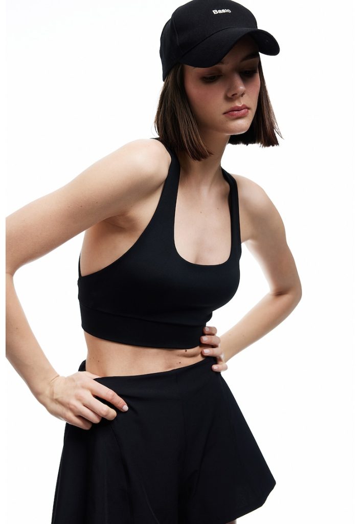 Bustiera cu burete si bretele incrucisate pe spate-FEMEI/IMBRACAMINTE/Tricouri si maiouri-IMBRACAMINTE/Tricouri si maiouri