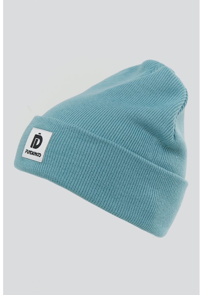 Caciula striata cu aplicatie logo Kingdom-FEMEI/GENTI SI ACCESORII/Palarii