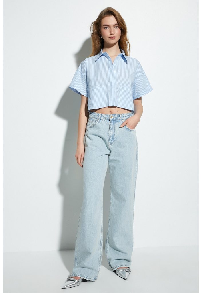 Camasa crop cu buzunare aplicate-FEMEI/IMBRACAMINTE/Camasi-IMBRACAMINTE/Camasi