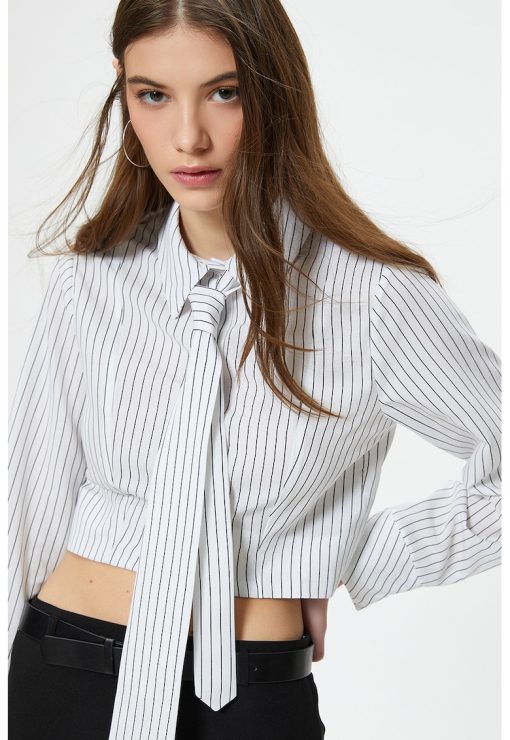 Camasa crop cu cravata-FEMEI/IMBRACAMINTE/Camasi-IMBRACAMINTE/Camasi