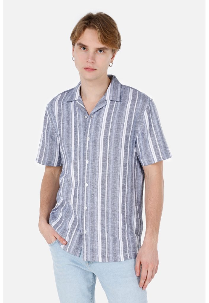 Camasa din amestec de in cu maneci scurte si model in dungi-BARBATI/IMBRACAMINTE/Camasi-IMBRACAMINTE/Camasi