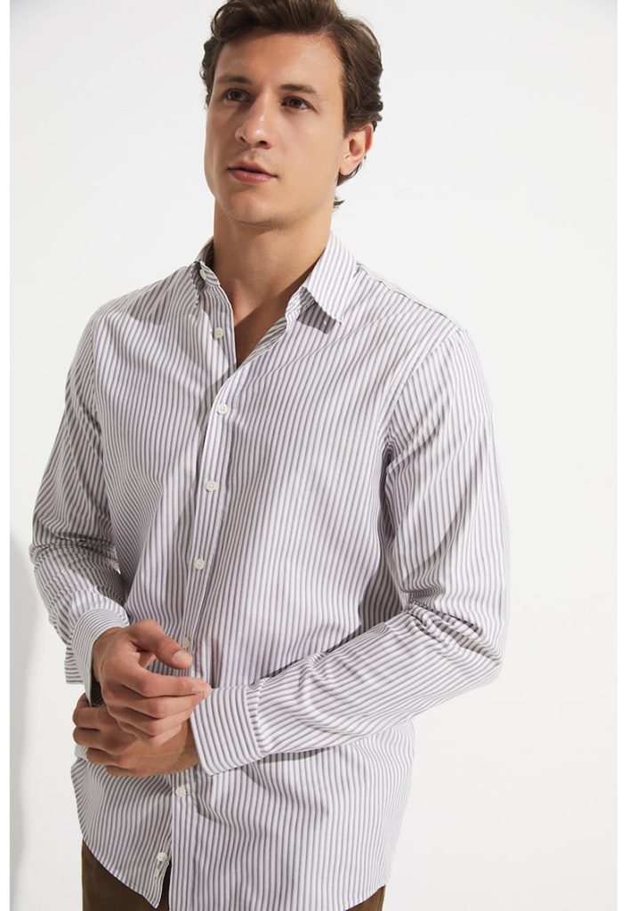 Camasa din bumbac cu maneci lungi - model in dungi si guler Oxford-BARBATI/IMBRACAMINTE/Camasi-IMBRACAMINTE/Camasi