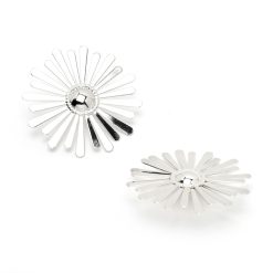 Cercei in forma de floare-FEMEI/GENTI SI ACCESORII/Bijuterii-GENTI SI ACCESORII/Bijuterii