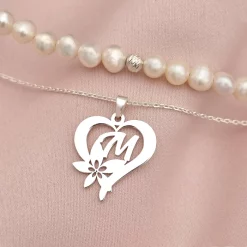 Colier Floarea Dragostei - Pandantiv inima cu initiala - Lantisor & Sirag de Perle - Argint 925-Colectii >> Comori Perlate >> Noutati