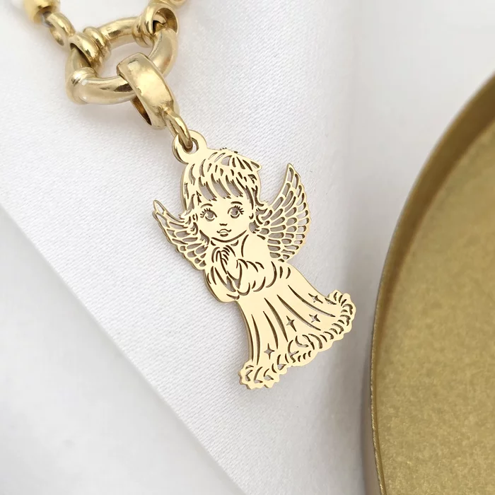 Colier Inger Pazitor - Pandantiv cu decupaje fine & Sirag Elegant de Perle - Argint 925 placat cu Aur Galben 18K-Colectii >> Comori Perlate >> Noutati