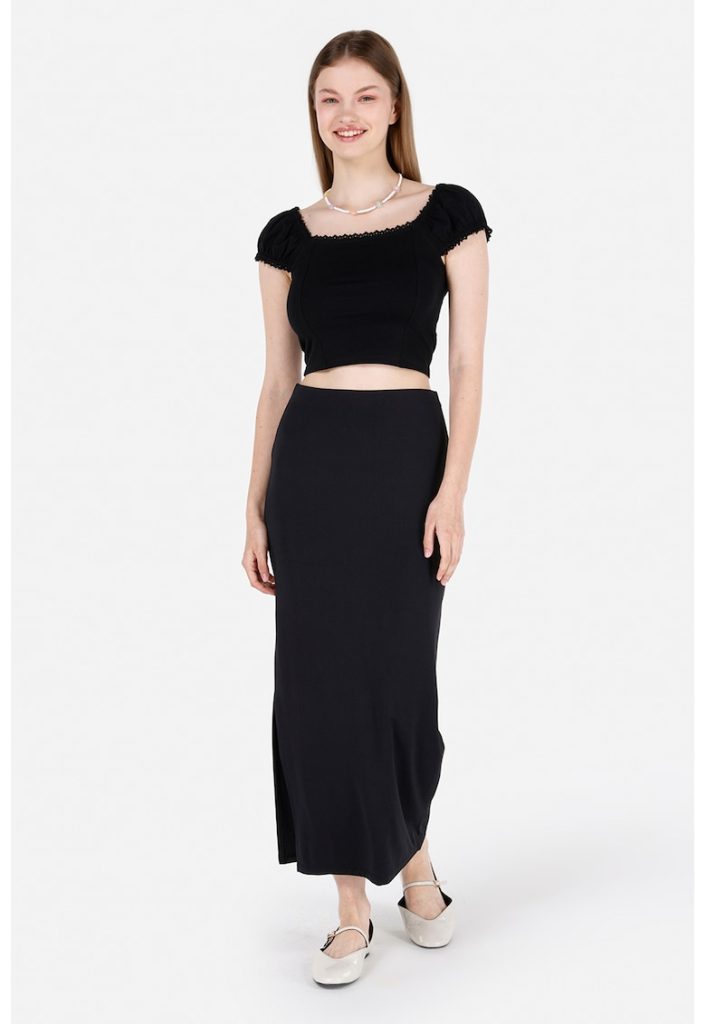 Fusta cu talie inalta si slit lateral-FEMEI/IMBRACAMINTE/Fuste-IMBRACAMINTE/Fuste