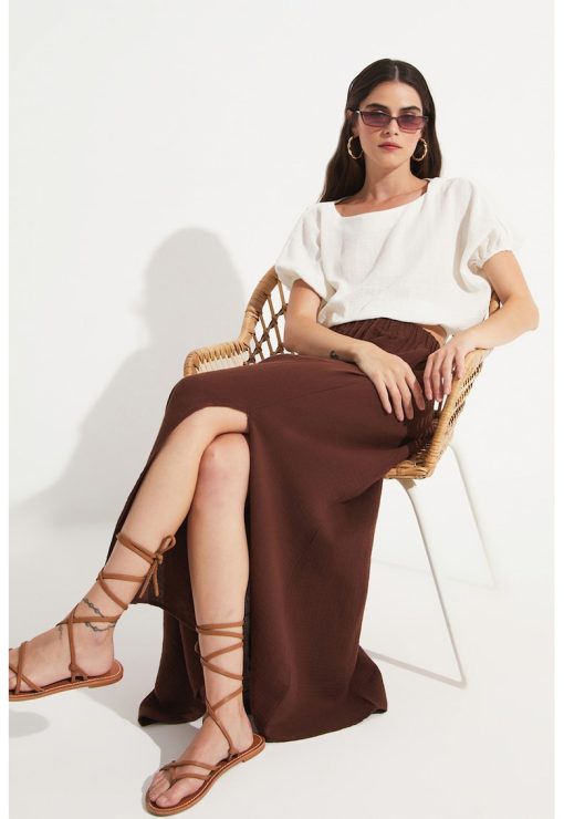 Fusta maxi evazata cu slit lateral-FEMEI/IMBRACAMINTE/Fuste-IMBRACAMINTE/Fuste