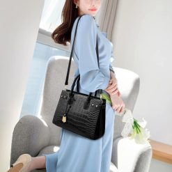 Delphine GT2426
